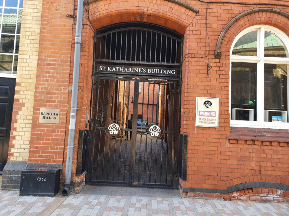 D19 Sangha Hall Leicester Zewnętrze zdjęcie